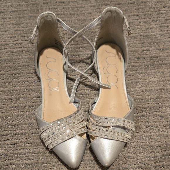 Size 8 Sugar By Francesca's Women's Dazzling Silver Strappy Flats - Picture 4 of 6